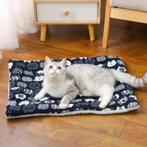Thickened Flannel Winter Cushion for Dogs