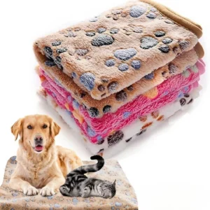 Soft Fluffy Pet Blanket with Cartoon Print