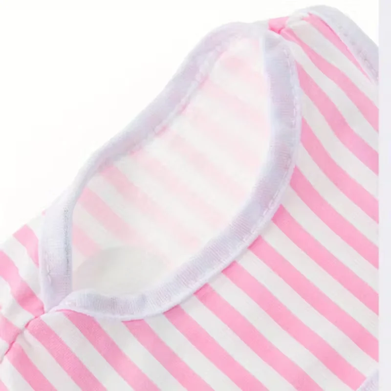 Evaporative Cooling Vest for Summer Walks
